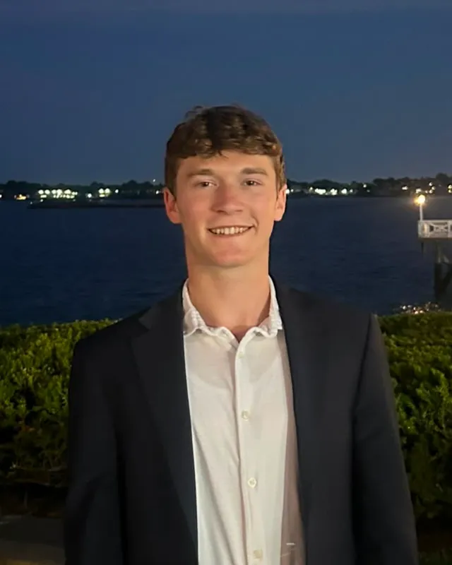 Devin Eltman, Sales Associate